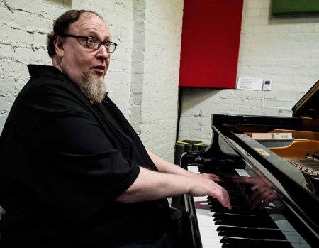 photo © Peter Gannushkin